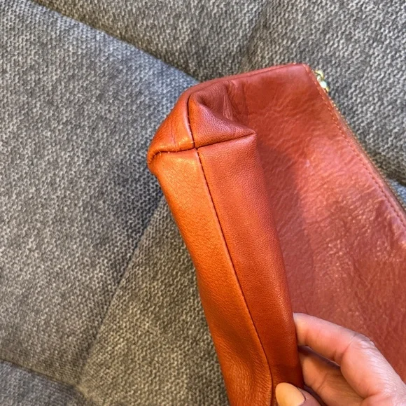 BAGGU Leather Zip Pouch in Warm Brown - Picture 6 of 8